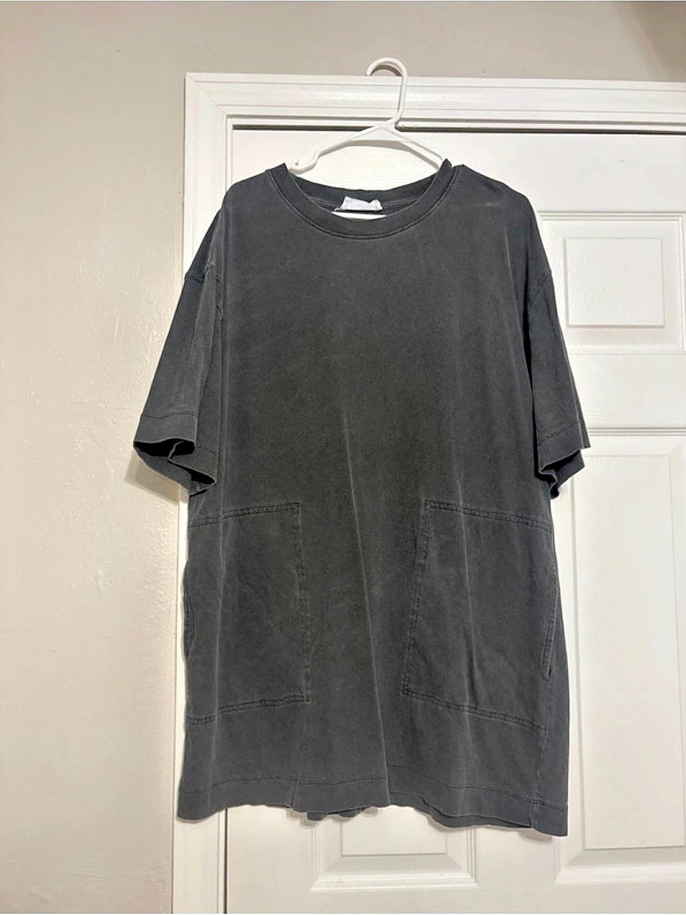 Double Zero Mineral Wash Pocket Tee Short Sleeve Dress in charcoal Size Small
